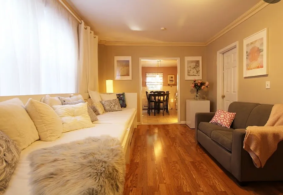 2 bed, 1000 sqft, $2,600 — Photo 1