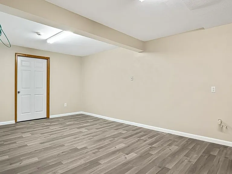 1334 Rachael Ln — Photo 19