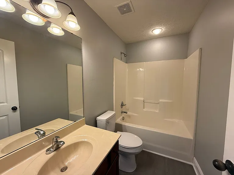 474 Hilton Way — Photo 7