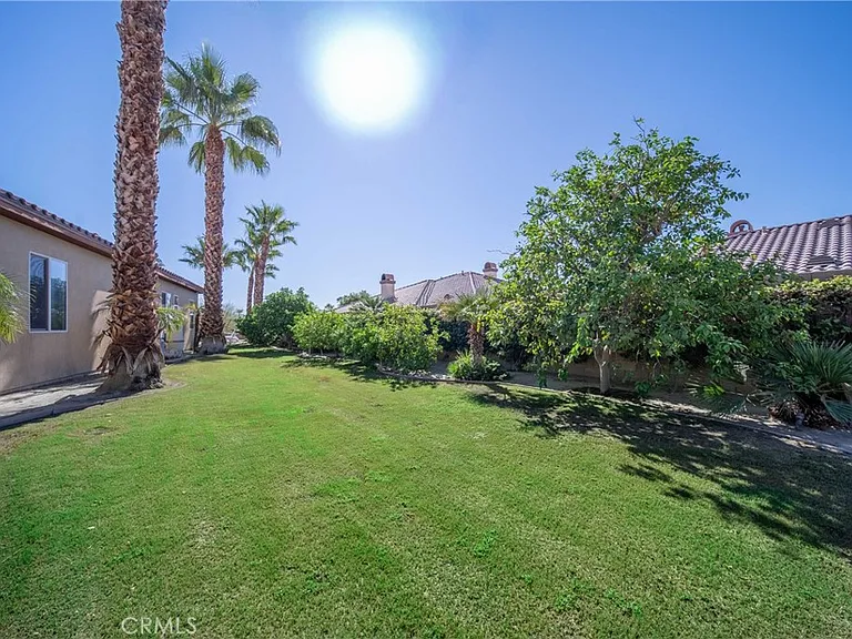 40834 Adriatico Ct — Photo 68