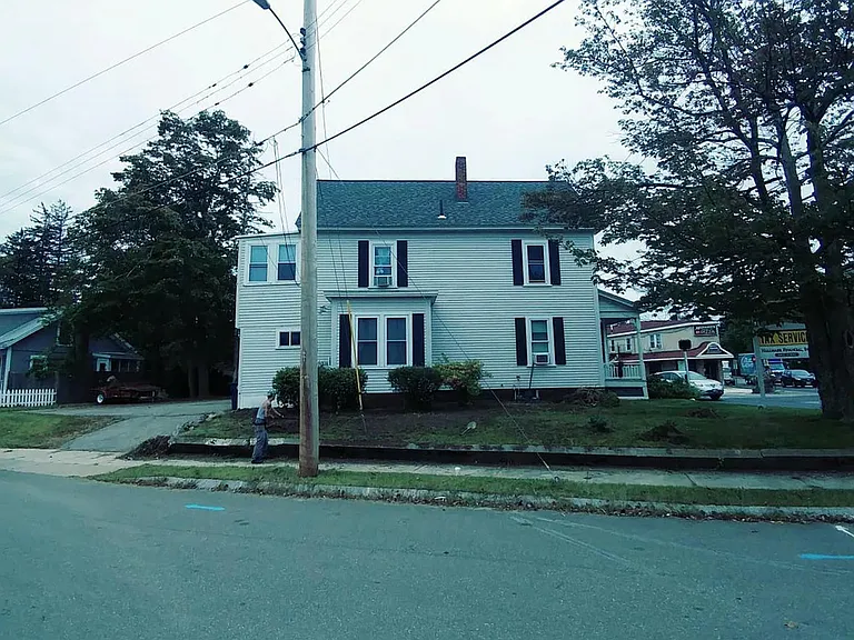 2 Broad St #1 — Photo 27