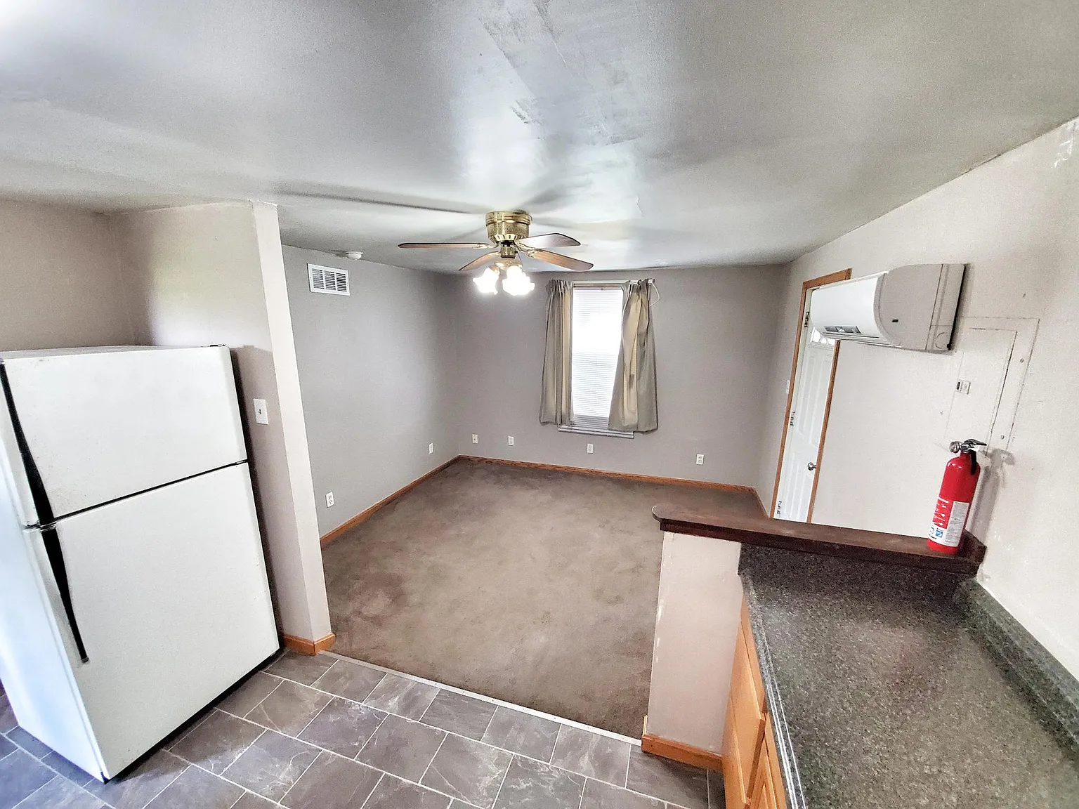 544 W Buckeye Ave — Photo 4