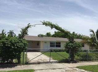 4 Skipton Cir, Fort Myers, FL 33905