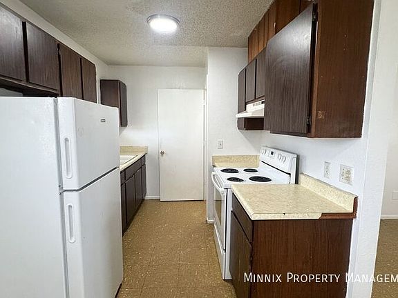 4th image of 637 S Crosby St