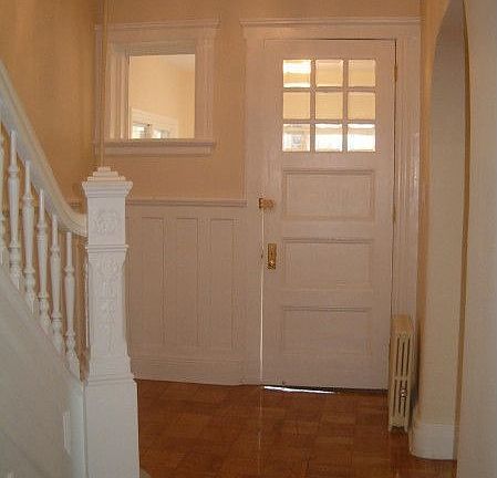 center hall (& front door)