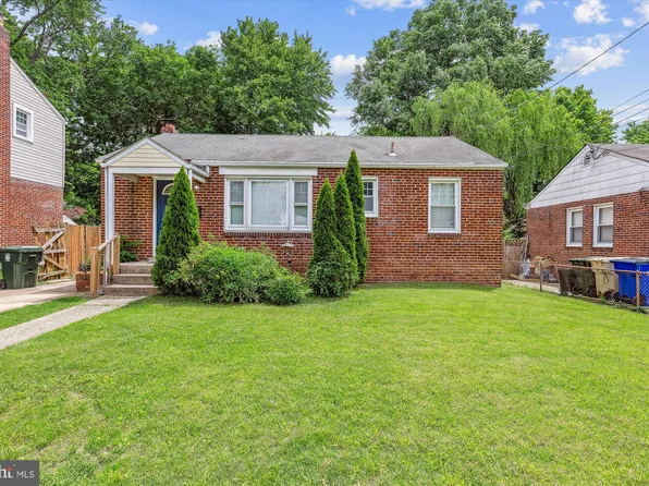 9717 Wichita Ave, College Park, MD 20740