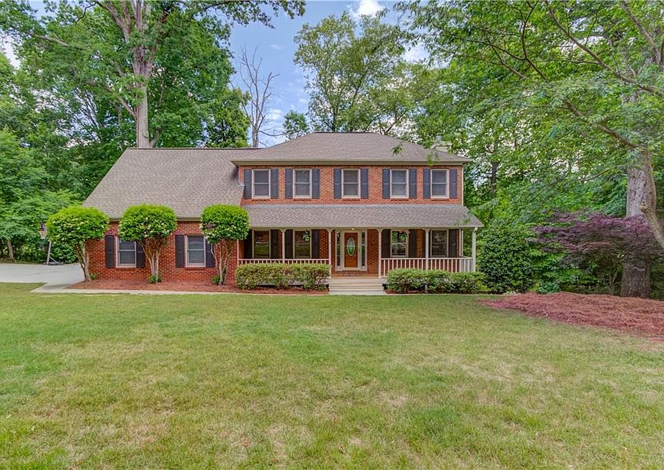 1st image of 1065 Larosa Dr