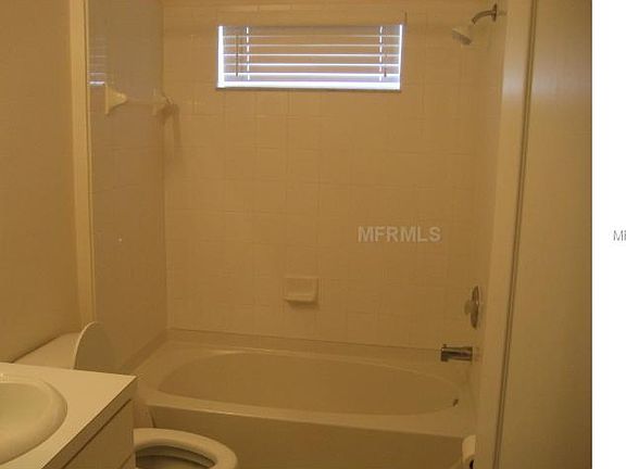 5th image of 12918 Lake Vista Dr