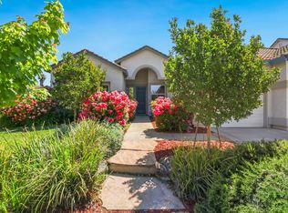 9511 Clarke Farms Rd, Elk Grove, CA 95624