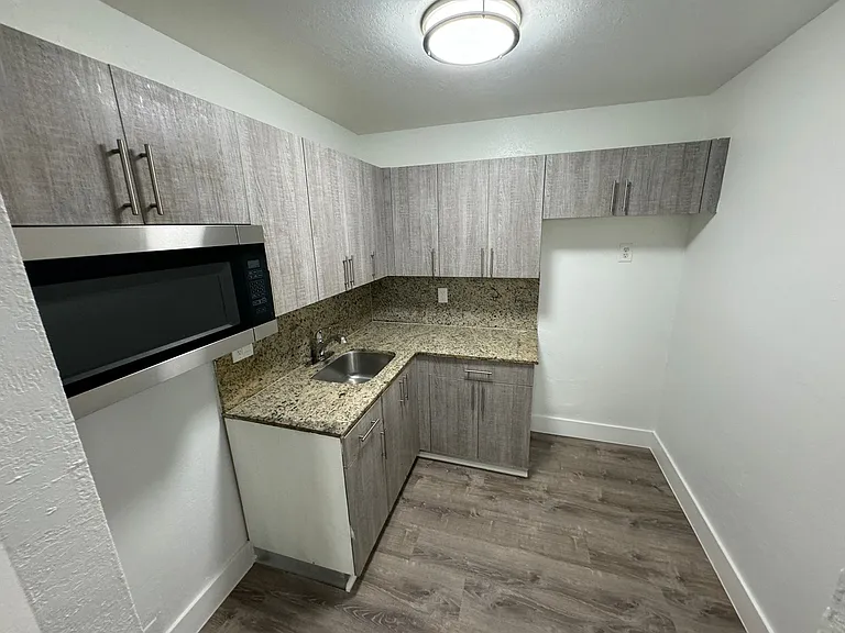 Fillmore Gardens LLC — Photo 12