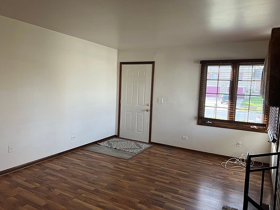 5th image of 857 Carol Ave