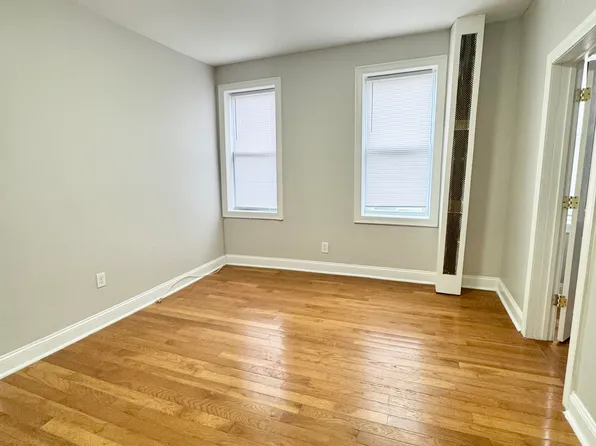 6119 Park Avenue image 5 of 10