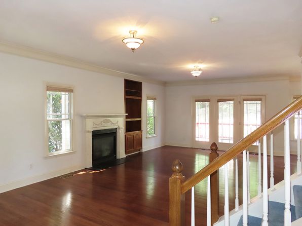 Campus area rental source photo 3