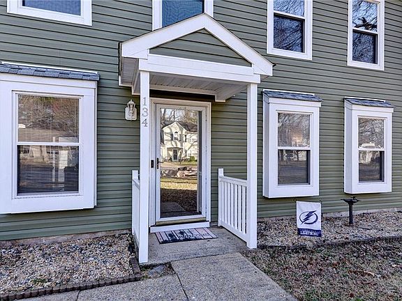 2nd image of 134 Springdale Way