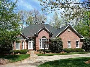 1st image of 225 Horseshoe Lake Dr