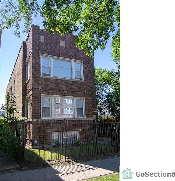 1st image of 7112 S King Dr #1