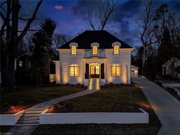 520 Woodland Dr, Greensboro, NC 27408