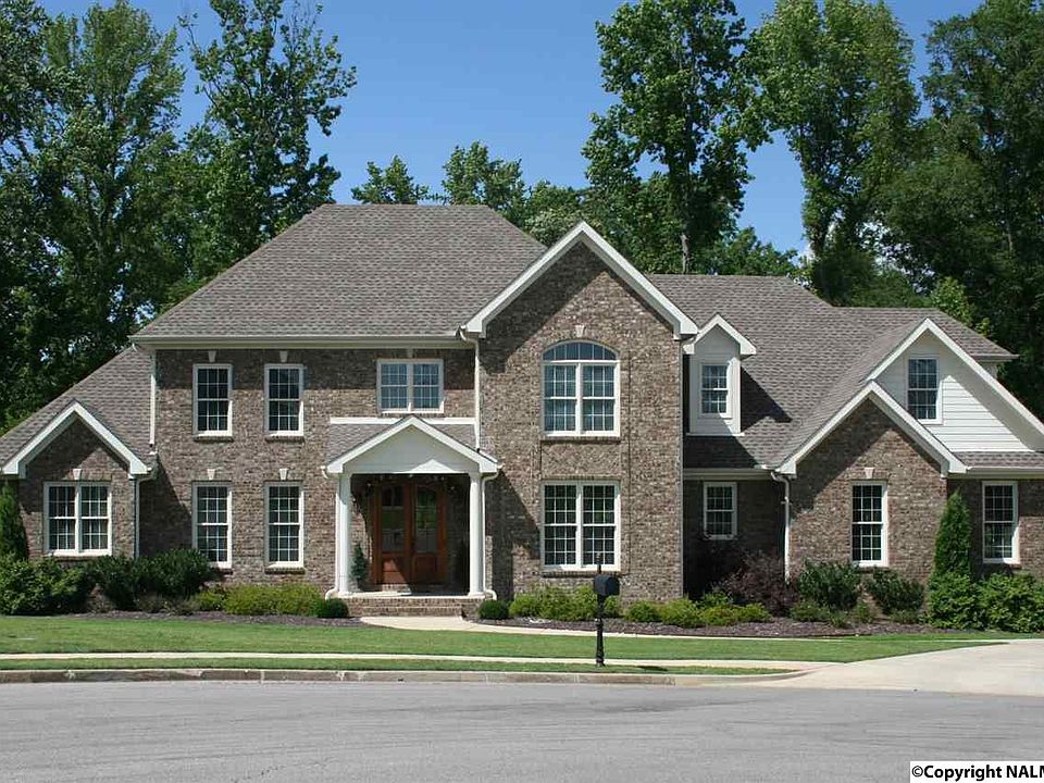 1st image of 111 Summer Brook Ct