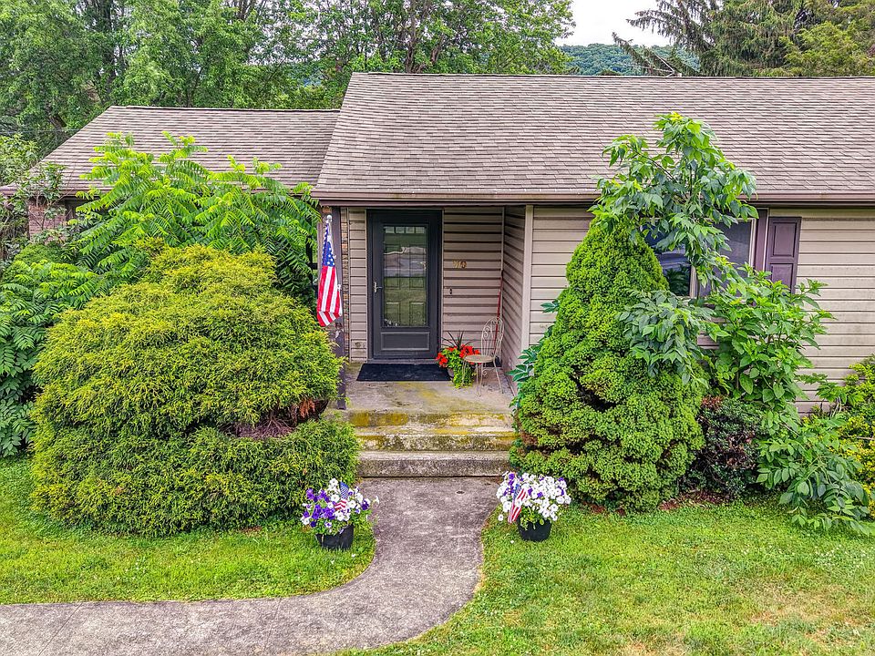 1st image of 70 Sugarloaf Ave