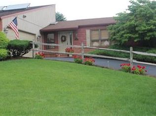 618 Frances Dr, Harrisburg, PA 17109