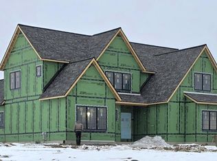 4 Faulkner Drive, Waterford, NY 12188