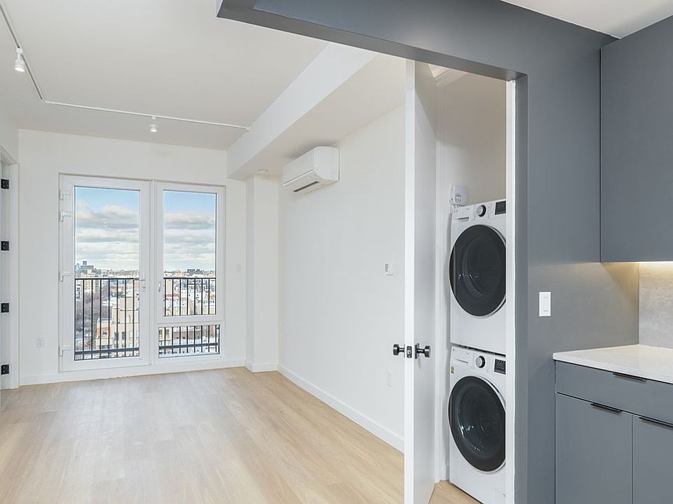 1st image of 974 Carroll St Unit 1005