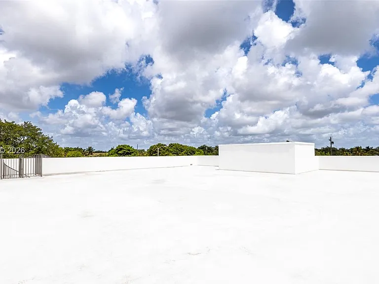 11450 SW 59th Ter — Photo 30