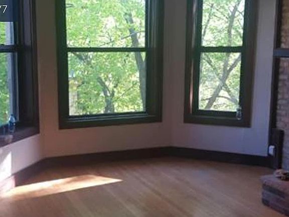 3rd image of 931 W Gunnison St APT 3Q
