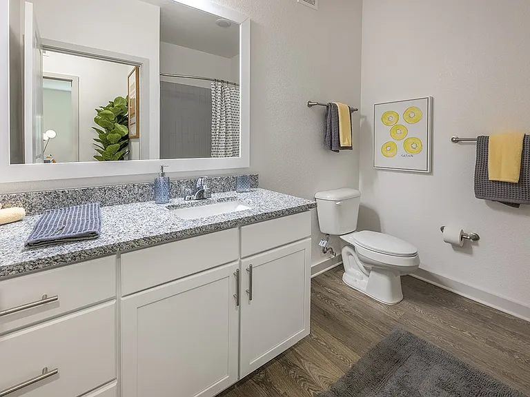 The Clarke at Kendall Town Apartments — Photo 21