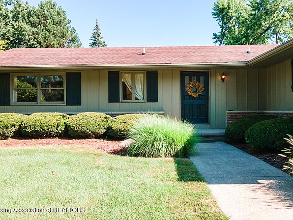 4th image of 2100 Tamarack Dr