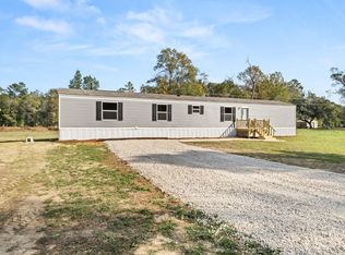 165 Henry Burnett Loop, Deridder, LA 70634