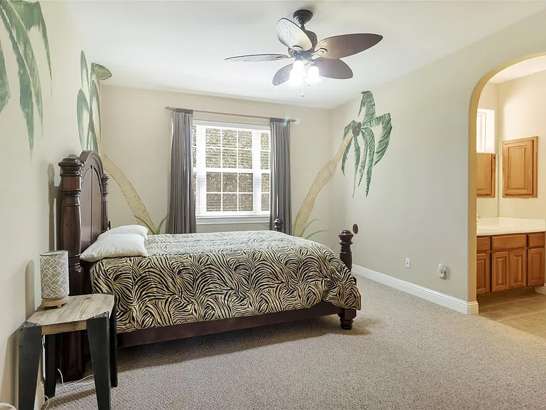 5600 Laguna Cliff Ln — Photo 18