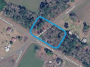 1081 Red Bug Rd, Hallsboro, NC 28442