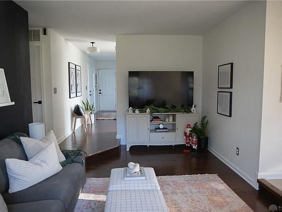 2nd image of 50 Estates Dr