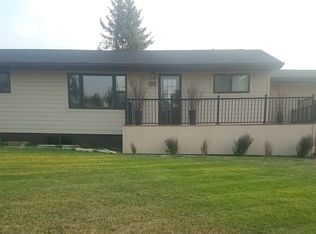 275 High St. Ne, Killdeer, ND 58640
