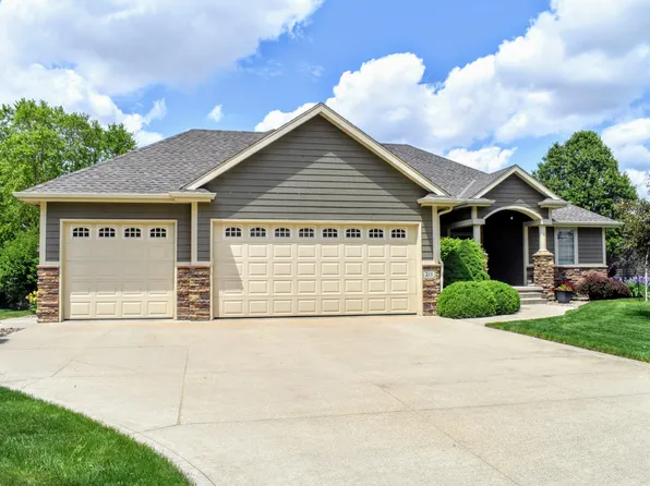211 E Sawgrass Trl, Dakota Dunes, SD 57049
