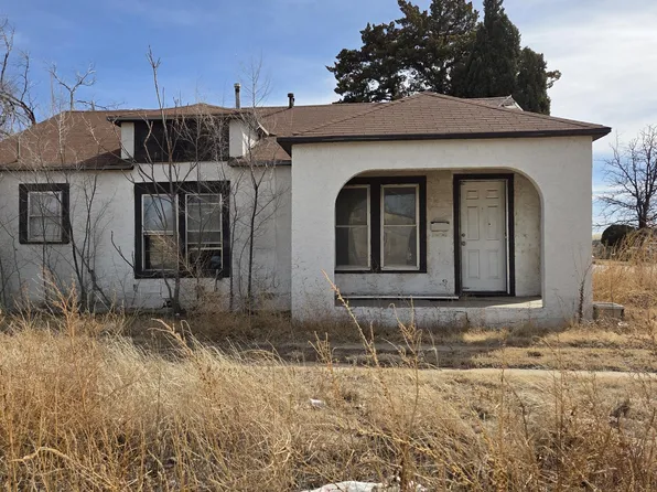 800 S 10th St, Slaton, TX 79364