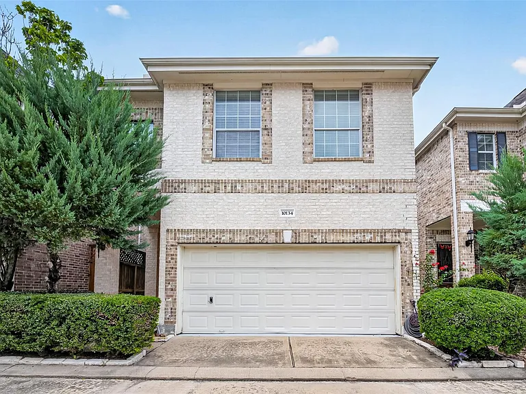 10134 Holly Chase Dr — Photo 2