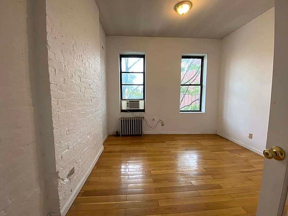 2nd image of 14 Morton St #19A