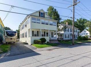 24 Fleming St, Lowell, MA 01851