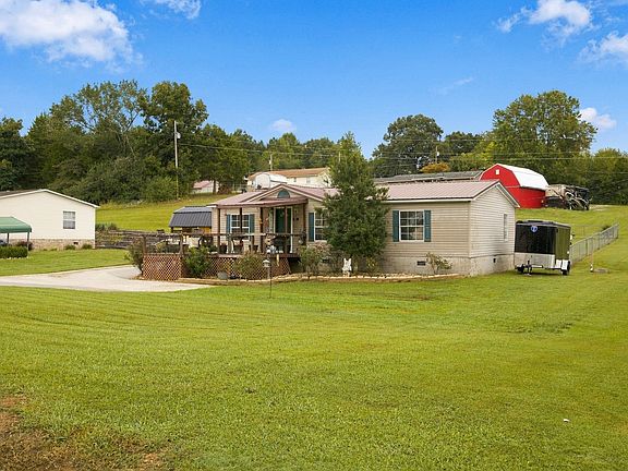3rd image of 122 County Road 151