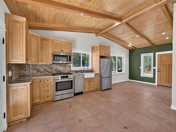 4th image of 3385 Cienega Rd