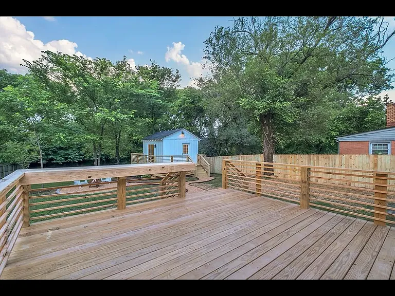 2020 Jones Cir — Photo 15