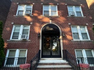 173 W 48th St APT 1, Bayonne, NJ 07002