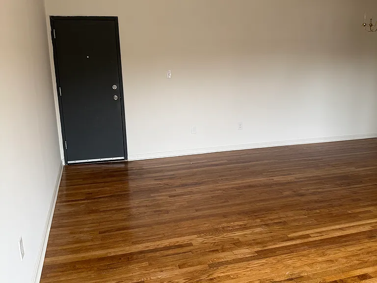 2311 Altamont Pl SE #203 — Photo 4