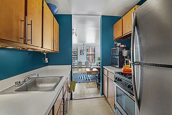 Rented by R New York | media 18