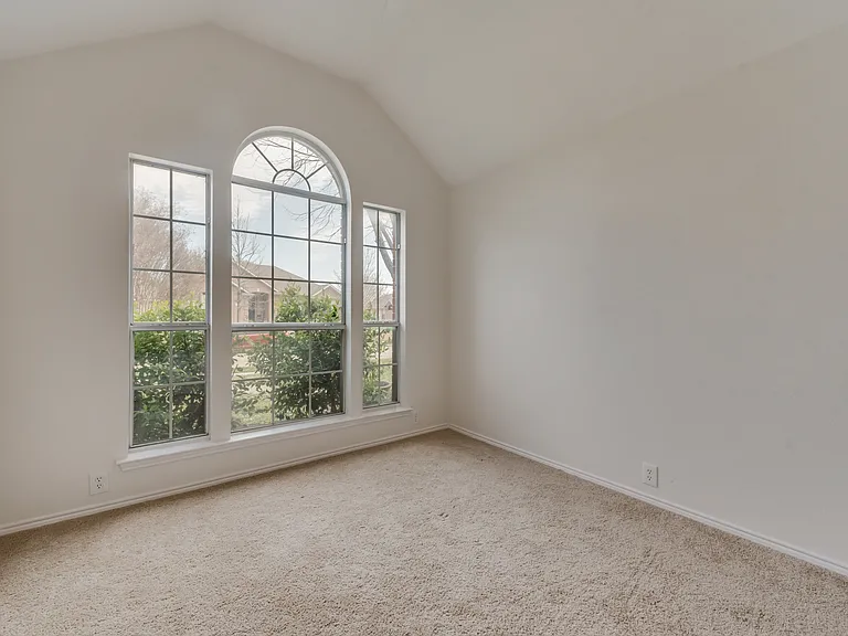 7307 Cresson Dr — Photo 11
