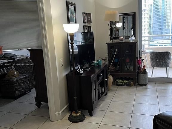 4th image of 808 Brickell Key Dr APT 2107
