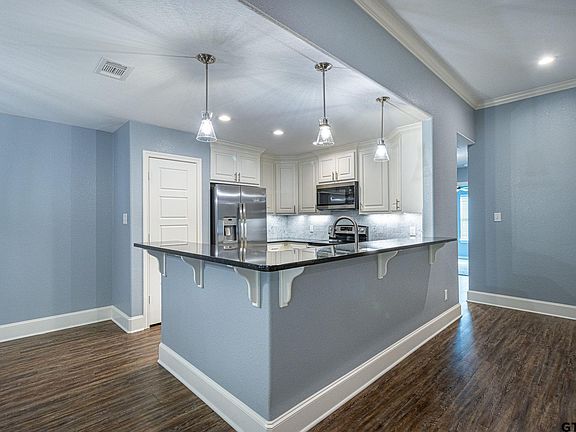 4th image of 19842 N Meadow West Ln