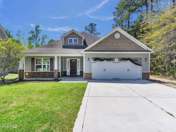 765 Radiant Dr, Jacksonville, NC 28546